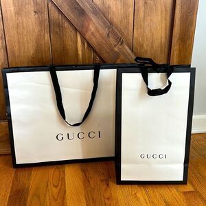 GUCCI Authentic Empty Shopping Bags White Black Tie (2)